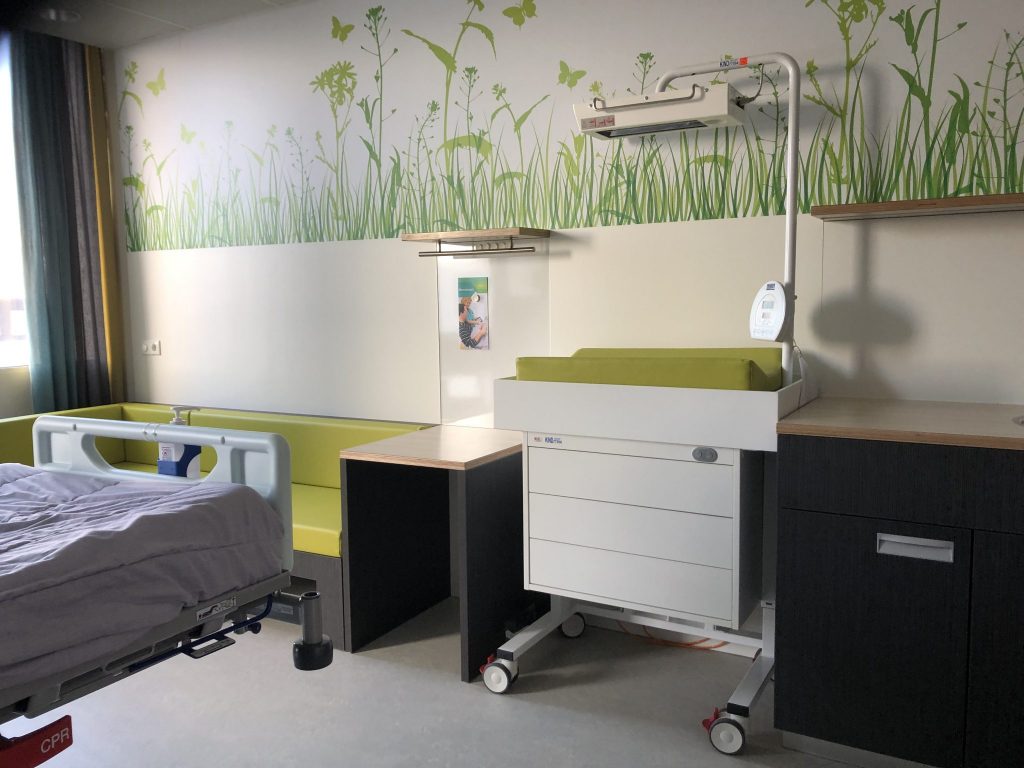 Mobycrib ziekenhuismeubel, één van de vele producten uit het complete ziekenhuis meubelprogramma